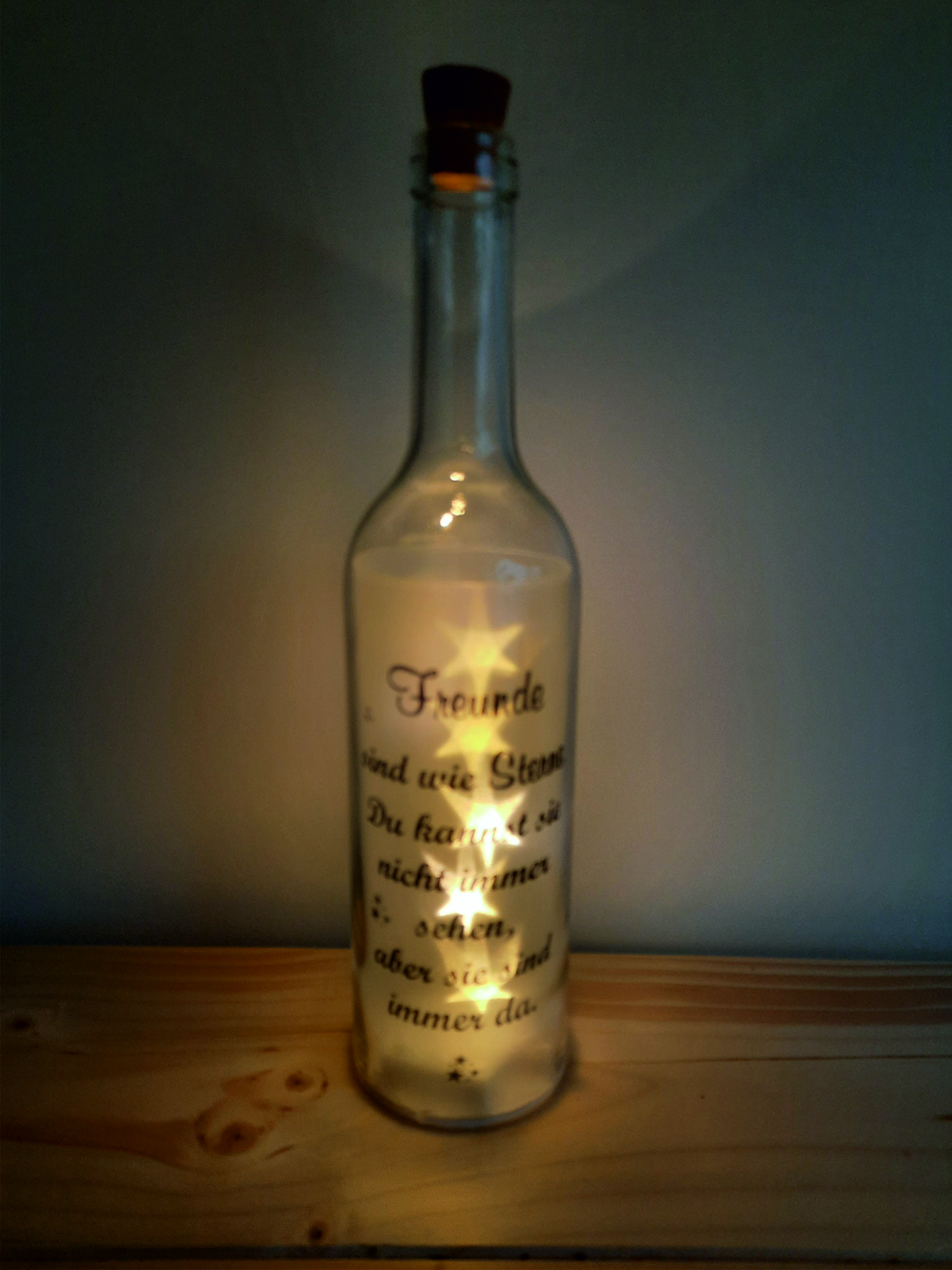 LED Leuchtflasche Freunde sind wie Sterne