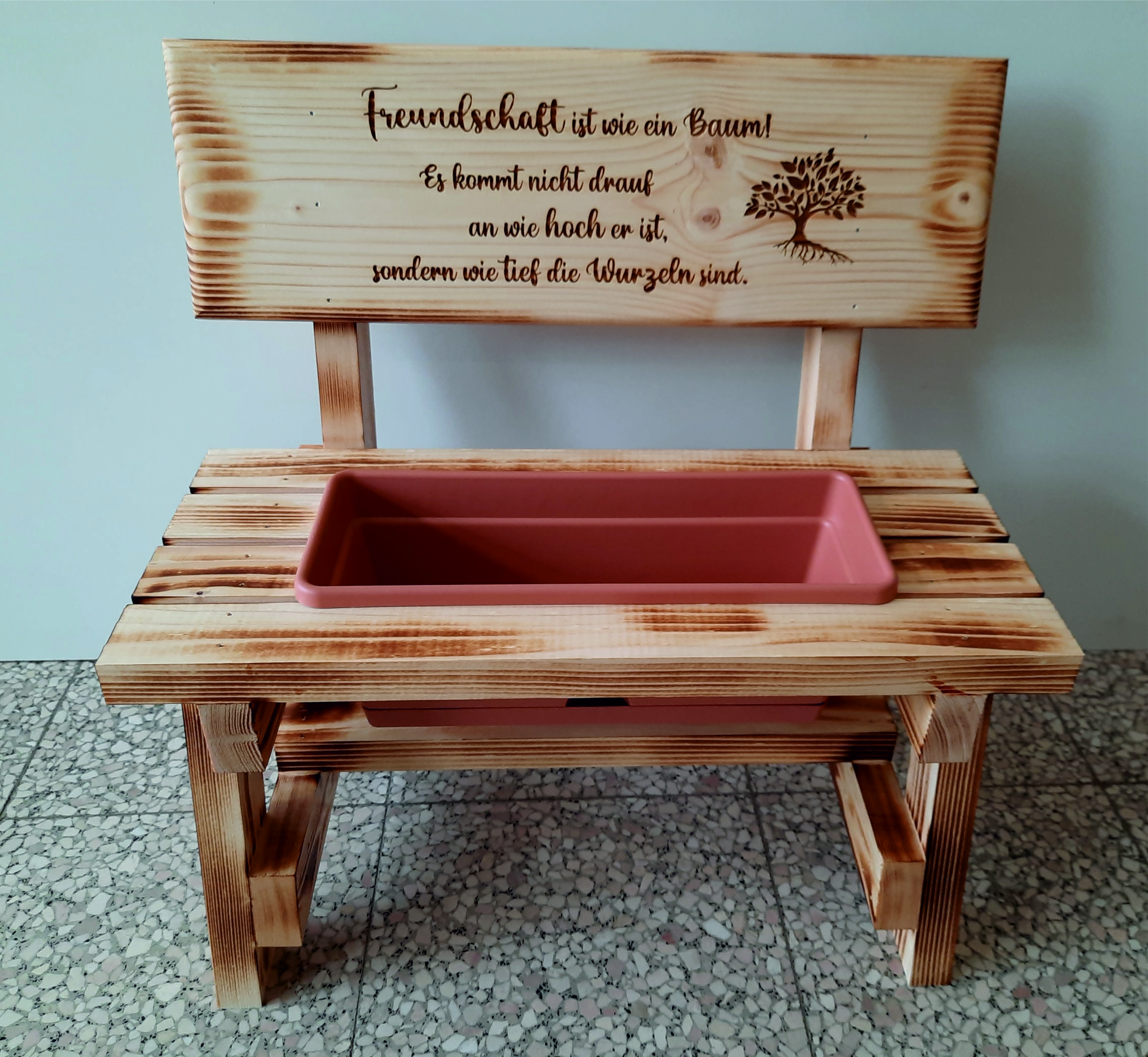 Blumenbankerl  Freundschaft ist wie ein Baum