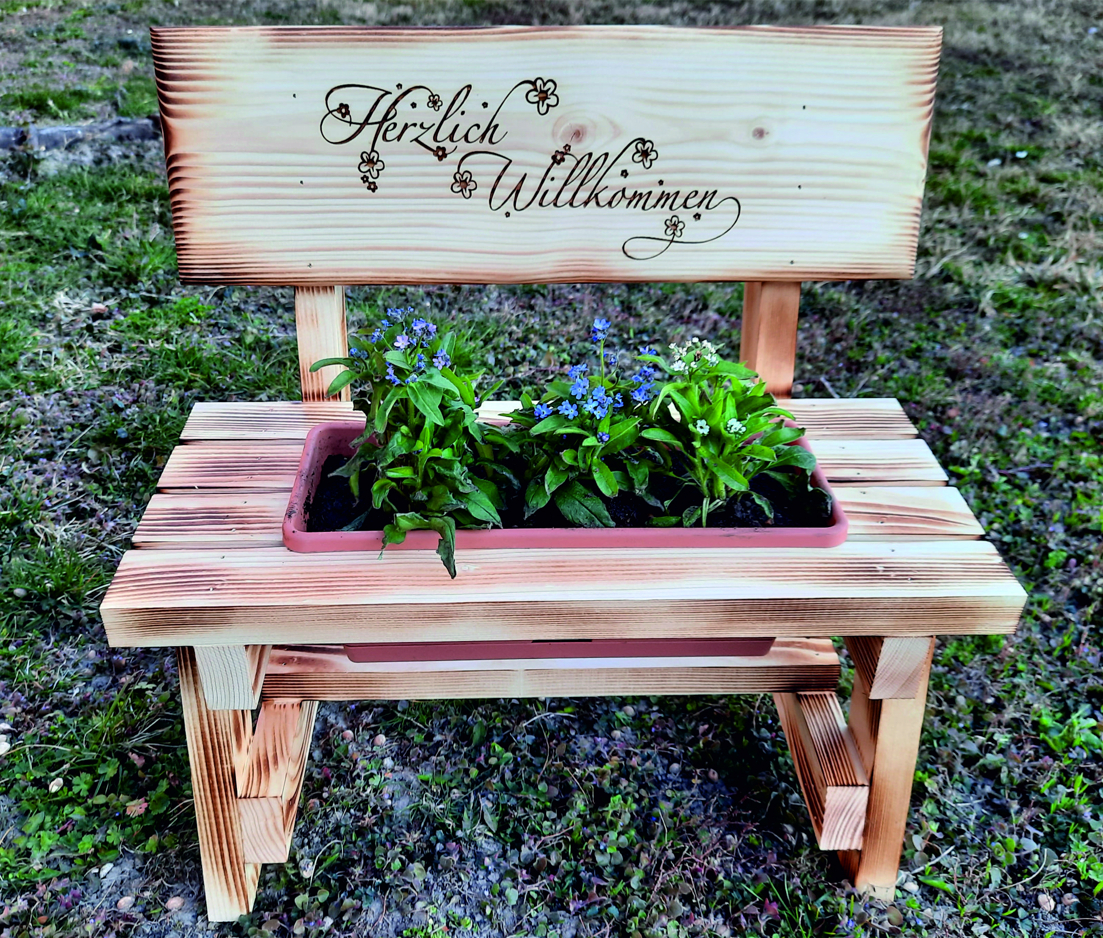 Blumenbankerl  Herzlich Willkommen Blümchen